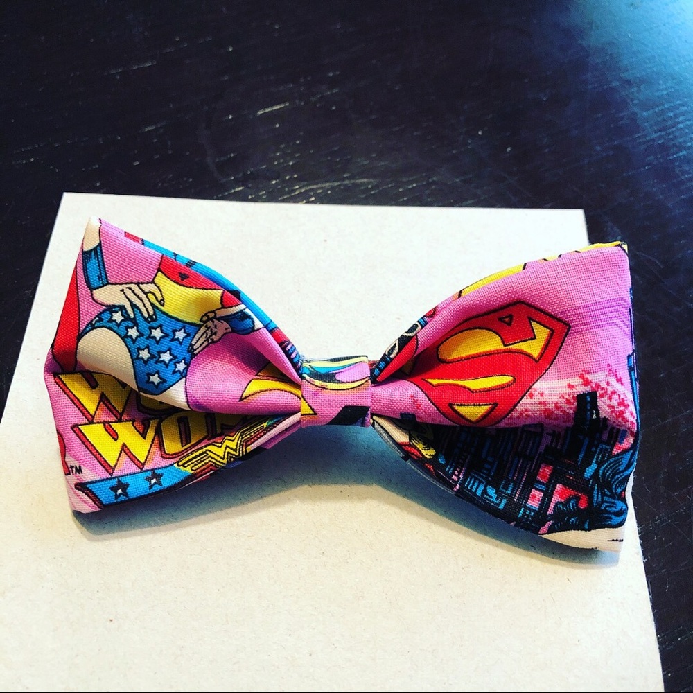 Bowtie Brooch